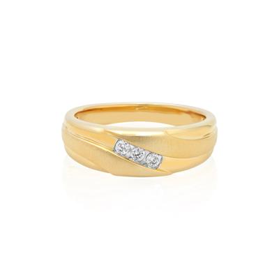 Men's 1/10 ct. tw. Diamond Band in 10K Yellow Gold