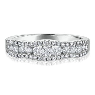 Diamond Band in 14K White Gold (5/8 ct. tw.)