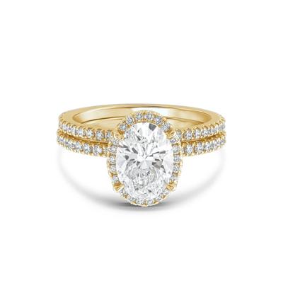 Lab Grown Diamond Oval-Shaped Halo Bridal Set in 14K Yellow Gold (2 3/4 ct. tw.)