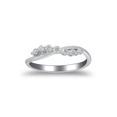 Diamond Ring in 10K White Gold (1/5 ct. tw.)