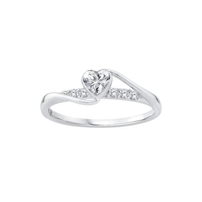 Diamond Heart Promise Ring in 10K White Gold (3/8 ct. tw.)