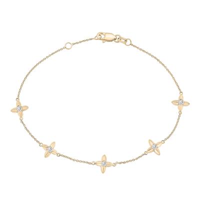 Diamond Flower Station Bracelet in 10K Yellow Gold (1/7 ct. tw.)