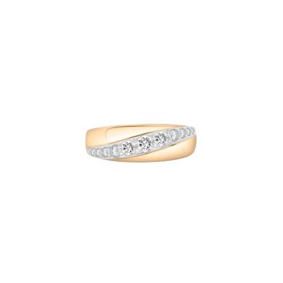 Graduated Diamond Band in 10K Yellow Gold (1/2 ct. tw.)