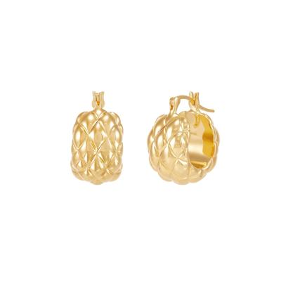Quilted Hoop Earrings in 14K Yellow Gold, 15MM