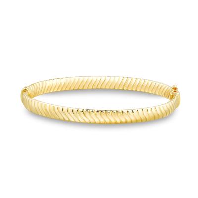 Shrimp-Textured Bangle Bracelet in 14K Yellow Gold