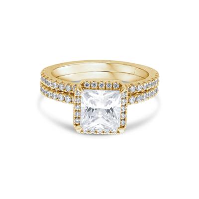 Lab Grown Diamond Princess-Cut Halo Bridal Set in 14K Yellow Gold (2 3/4 ct. tw.)