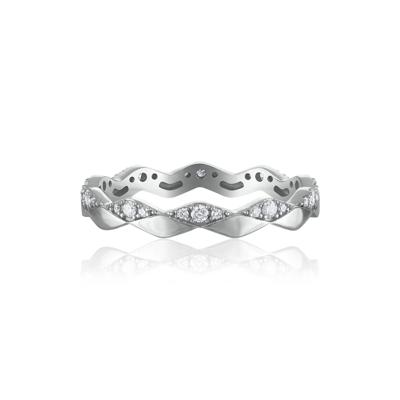 Wavy Diamond Stack Band in 14K White Gold (1/5 ct. tw.)