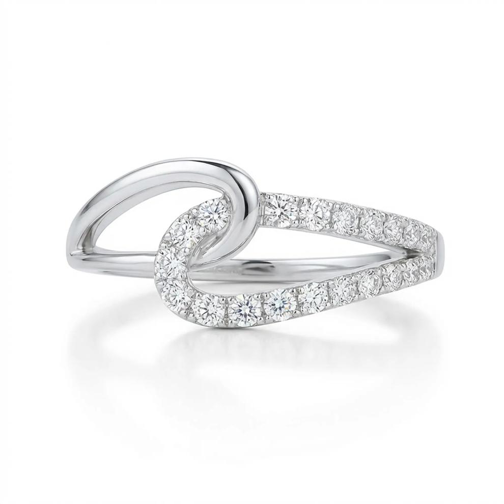 Diamond Interlocking Ring in Sterling Silver (1/4 ct. tw.) – Image 1 of 4
