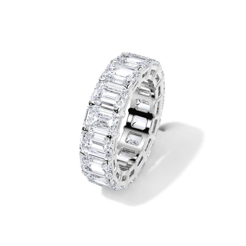 Lab Grown Diamond Emerald-Cut Eternity Band – Image 4 of 4