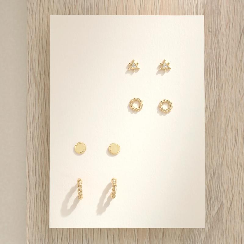 Beaded Petite Circle Stud Earrings in 10K Yellow Gold, 6.5MM – Image 3 of 3