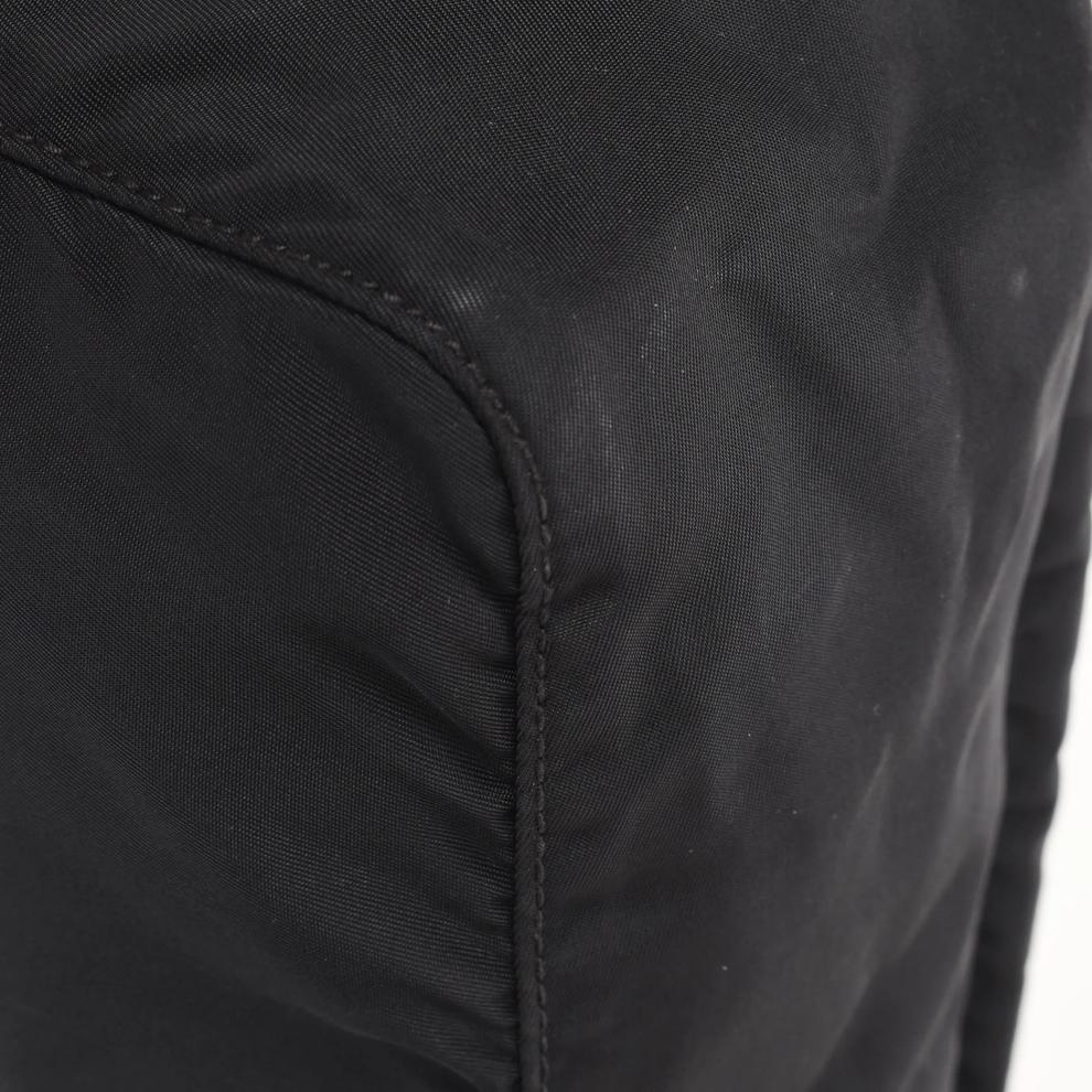 Pre-Owned Prada Nylon Vela Medium Crossbody Bag – Image 7 of 7