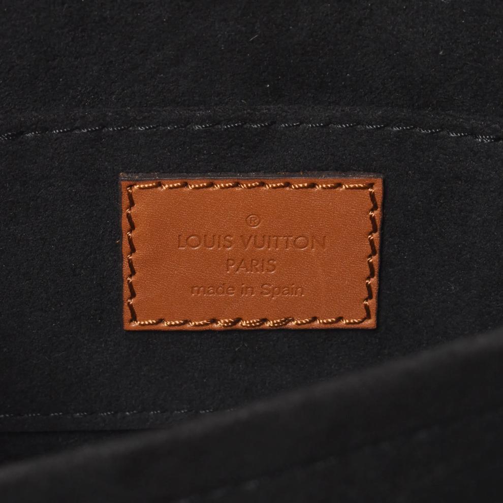 Pre-Owned Louis Vuitton Dauphine Small  Crossbody – Image 5 of 8