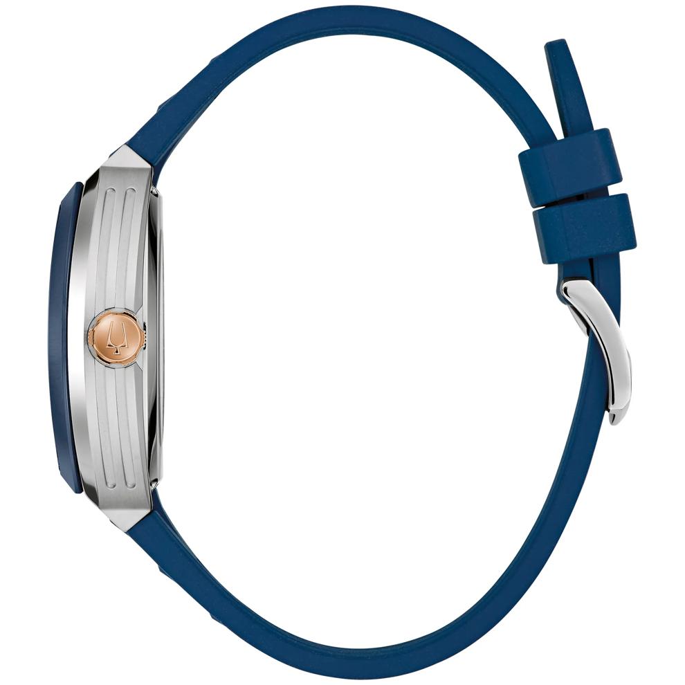 Men's Maquina Watch With a Blue Rubber Strap – Image 2 of 3