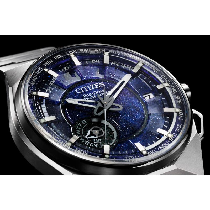 Men&#39;s Satellite Wave X Watch in Titanium, 46MM – Image 4 of 4