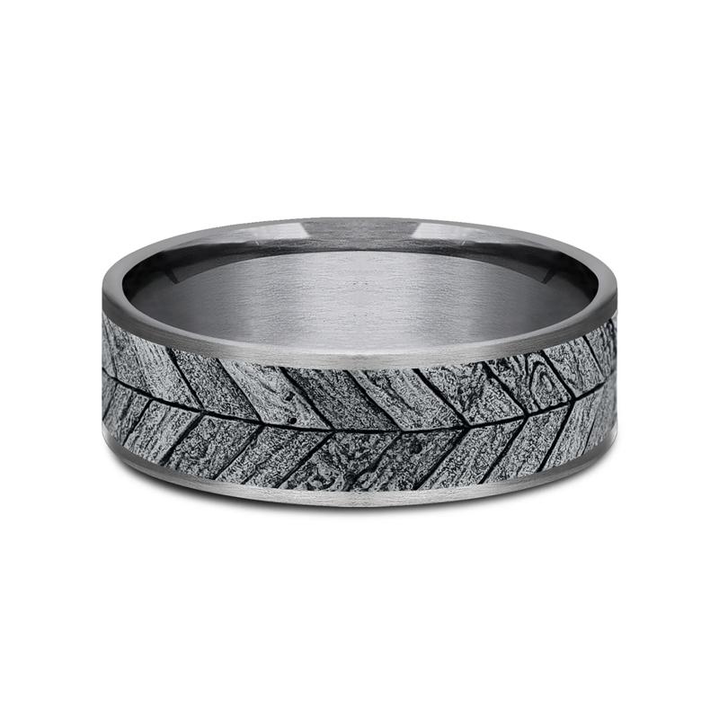 Men&rsquo;s Chevron Wedding Band in 14K Gold &amp; Tantalum – Image 1 of 3