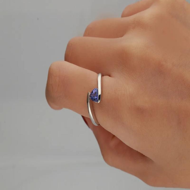 Tanzanite Triangle Bypass Ring in Sterling Silver – Image 4 of 4