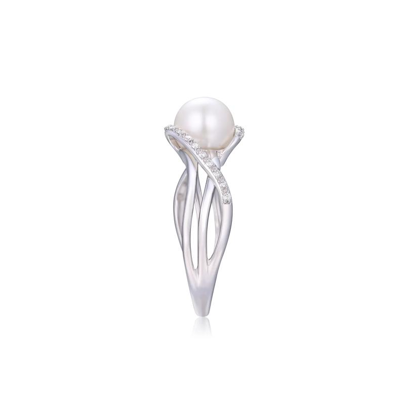 Cultured Freshwater Pearl and Diamond Ring in 10K White Gold – Image 3 of 3
