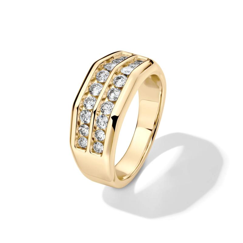 Men&#39;s 1 ct. tw. Diamond Band in 10K Yellow Gold  – Image 4 of 4