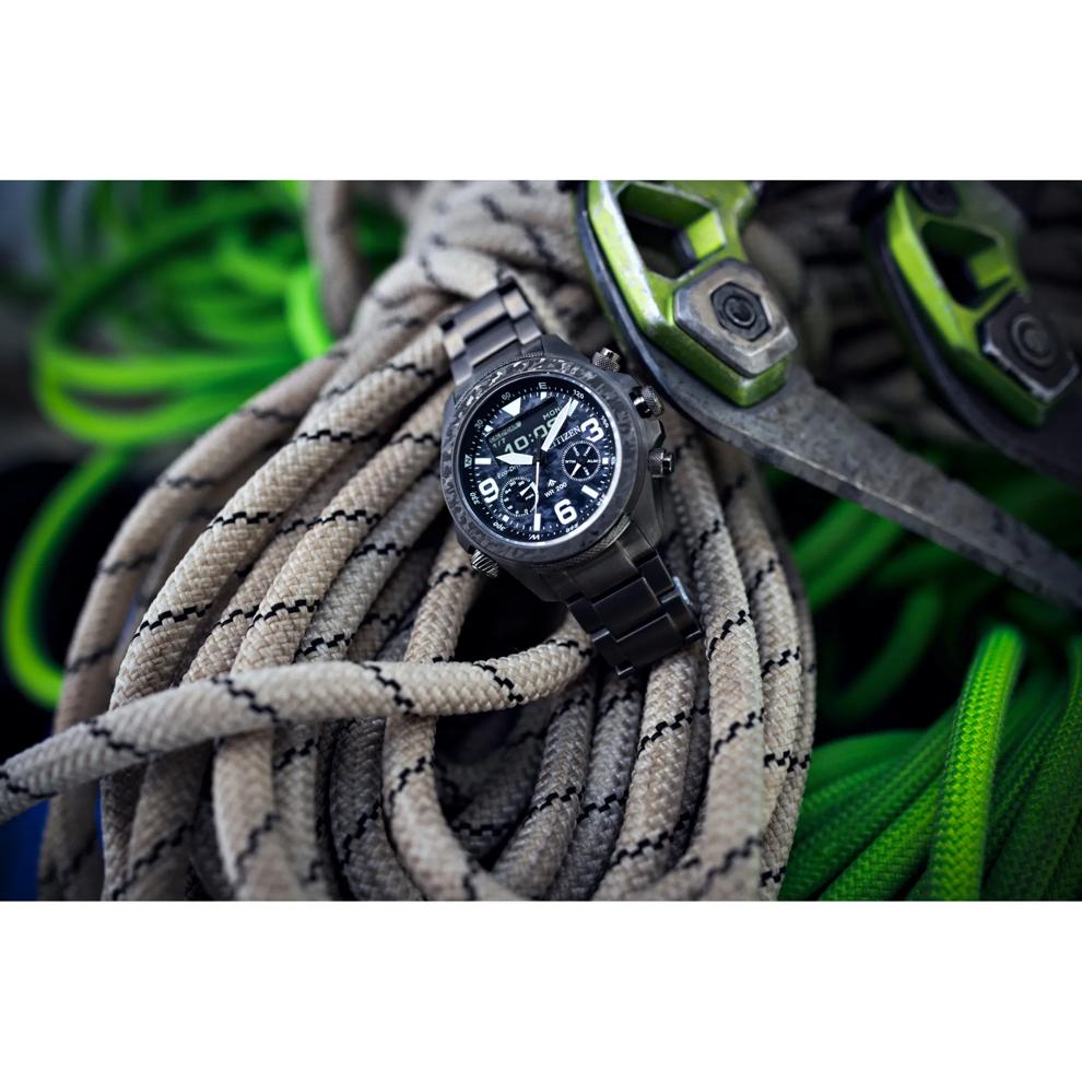 Men's Promaster Land Watch in Black and Camo Stainless Steel, 44MM – Image 5 of 6