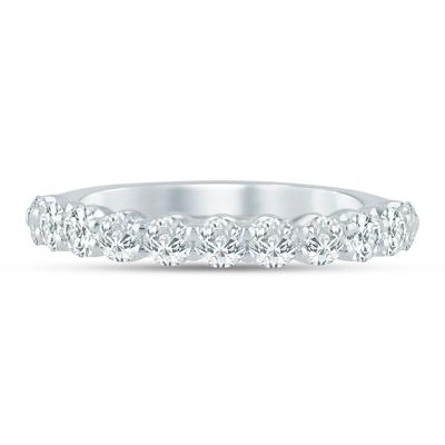 Diamond Shared Prong Wedding Band in 14K White Gold (1 ct. tw.)