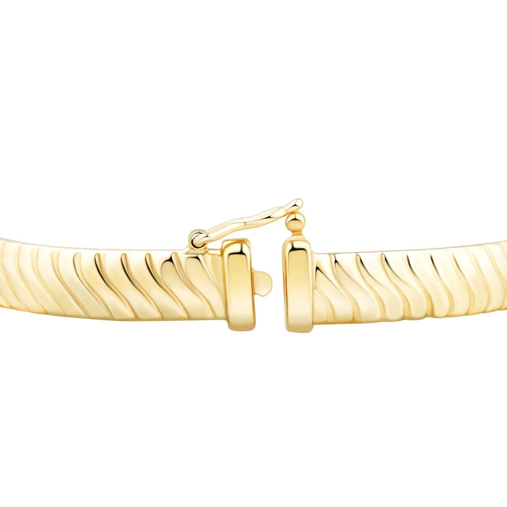 Shrimp-Textured Bangle Bracelet in 14K Yellow Gold – Image 3 of 3