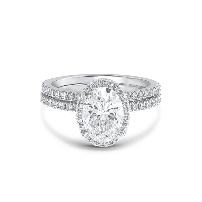 Lab Grown Diamond Oval-Shaped Halo Bridal Set in 14K White Gold &#40;2 3/4 ct. tw.&#41; – Image 1 of 3