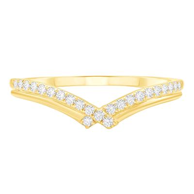 Diamond Contour Band in 10K Yellow Gold (1/7 ct. tw.)