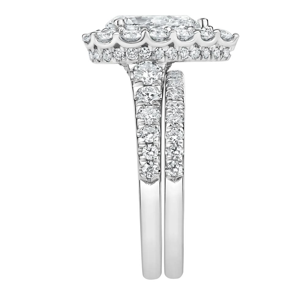 Alexis Lab Grown Diamond Pear Bridal Set in Platinum (3 1/4 ct. tw.) – Image 4 of 5
