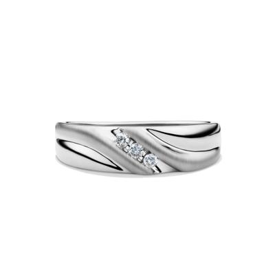 Men’s Wedding Band with Three Diamonds (1/10 ct. tw.)