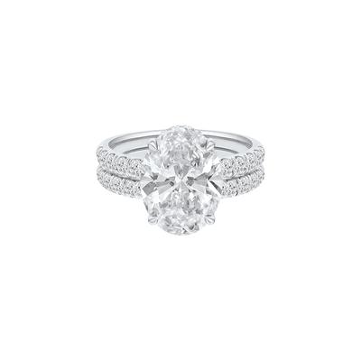 Lab Grown Diamond Oval Bridal Set in 14K White Gold (5 ct. tw.)