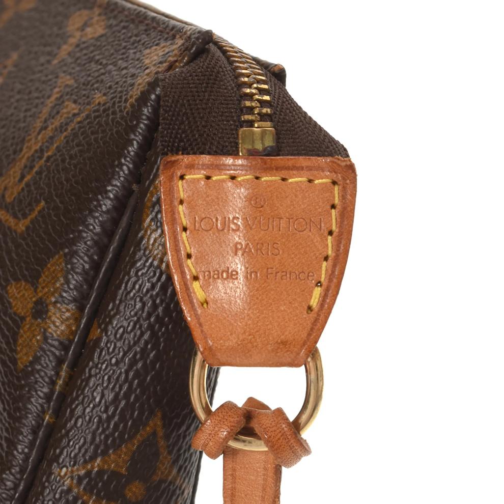 Pre-Owned Louis Vuitton Pochette Accessoires Small Clutch – Image 5 of 8