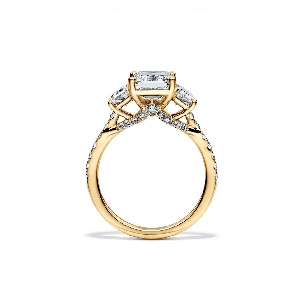 Jane Lab Grown Diamond Emerald-Cut Engagement Ring in 18K Yellow Gold (4 1/2 ct. tw.) – Image 2 of 4