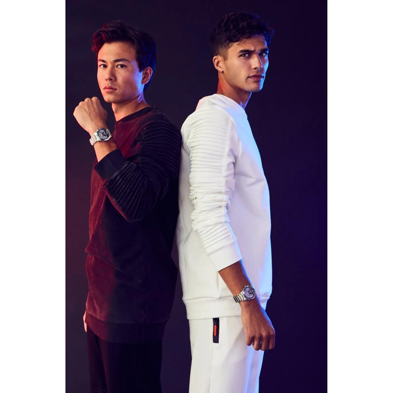 Men&#39;s Star Wars Lightsaber Duel Watch in Stainless Steel, 41MM – Image 4 of 4