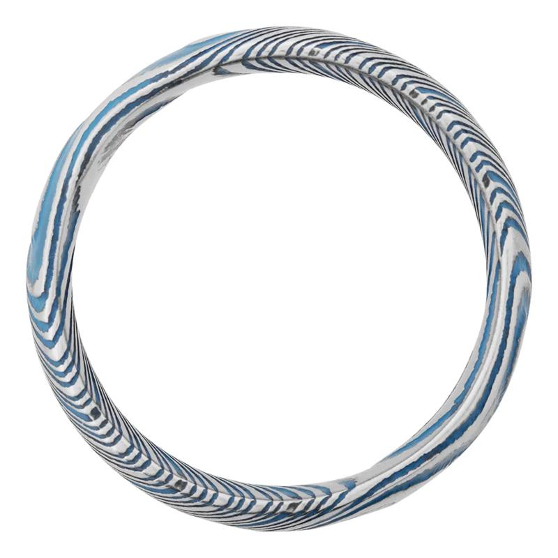 Men&rsquo;s Wedding Band with Blue Cerakote in Damascus Steel, 7mm – Image 2 of 4