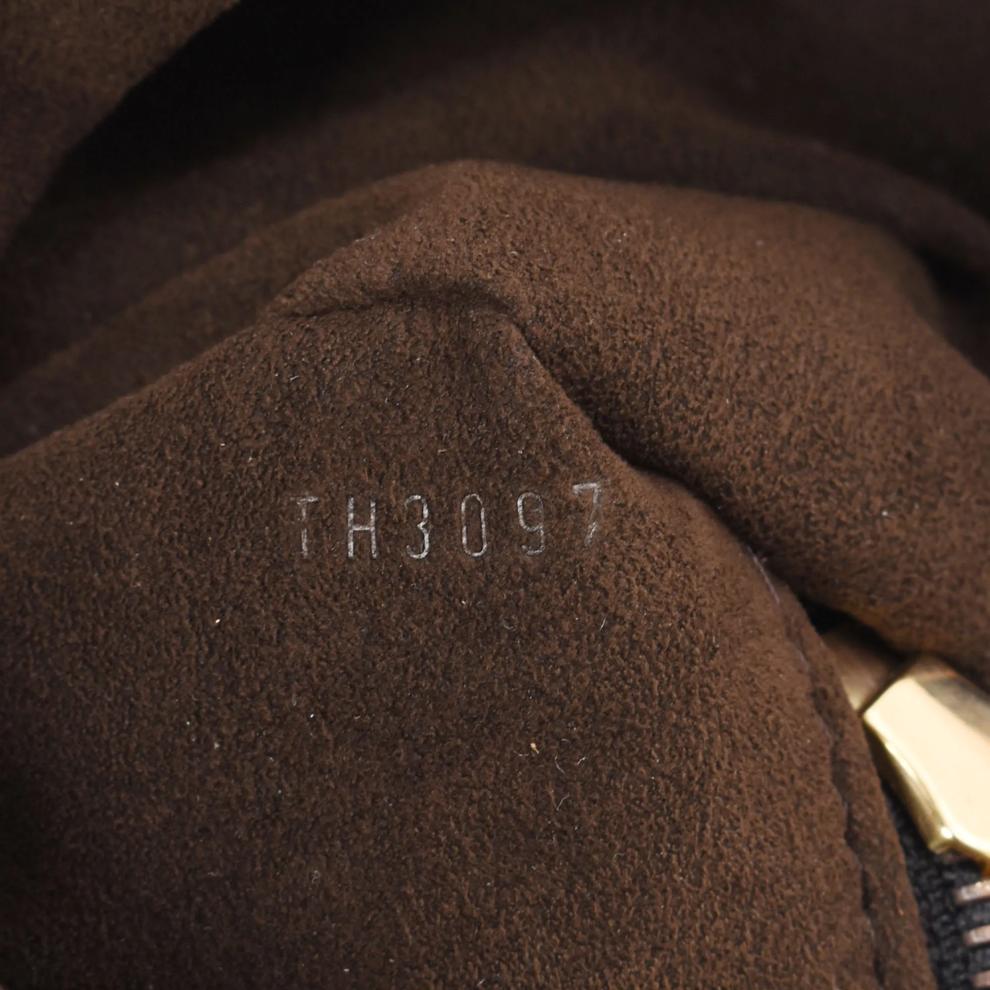 Pre-Owned Louis Vuitton Mahina XL Medium Shoulder Bag – Image 6 of 7