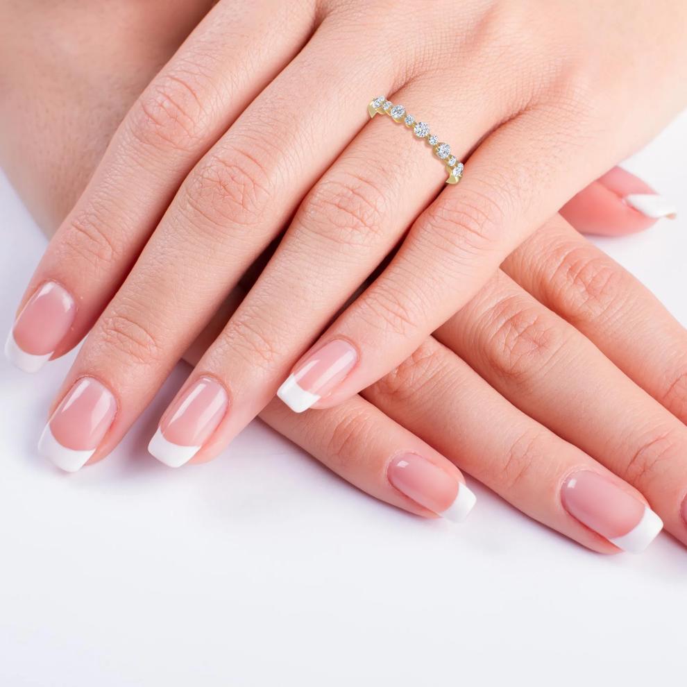 Lab Grown Diamond Shared-Prong Anniversary Band in 14K Yellow Gold (1/2 ct. tw.) – Image 6 of 6