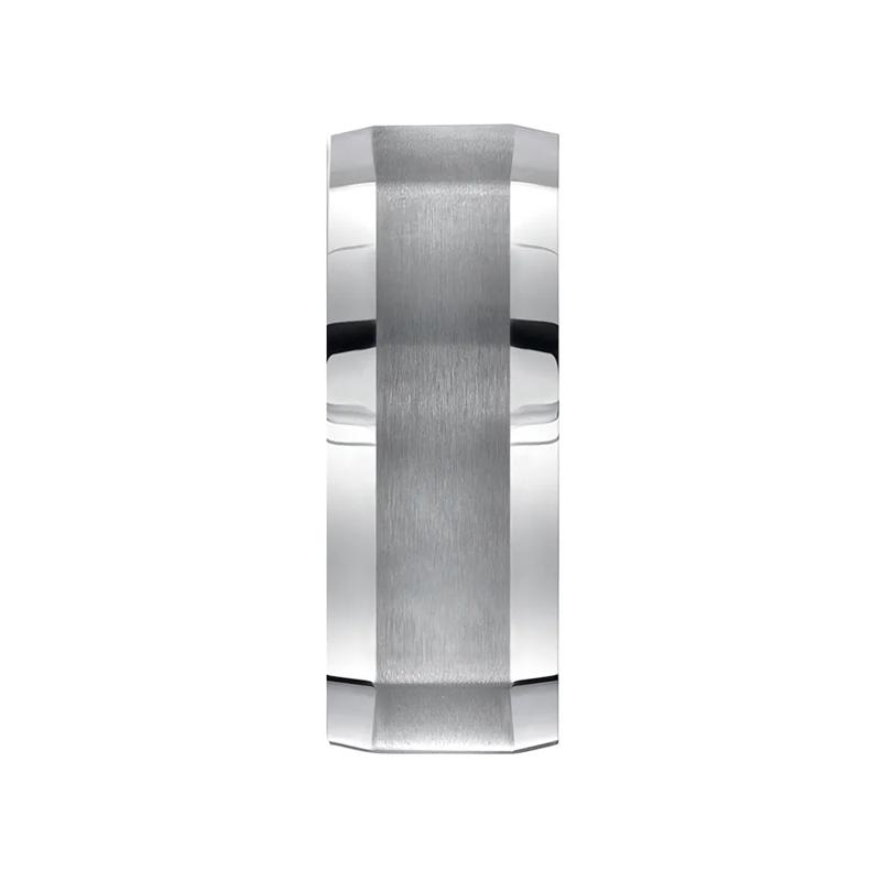 Men&#39;s Beveled Edge Band in Titanium – Image 3 of 3