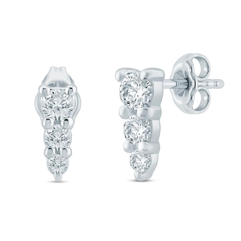 Diamond Graduated Stud Earrings in 10K White Gold &#40;1/4 ct. tw.&#41; – Image 1 of 1