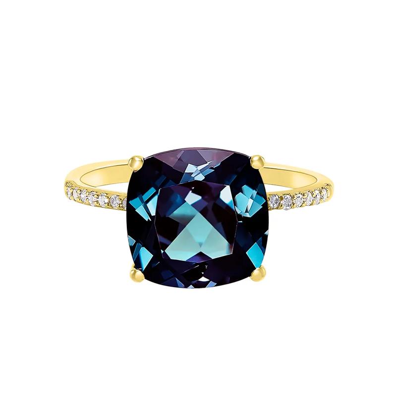 Cushion-Cut Lab Created Alexandrite Ring in 10K Yellow Gold – Image 1 of 3
