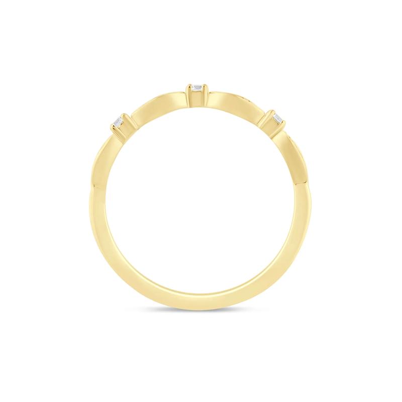 Stacking Ring with Scalloped Band in 10K Yellow Gold &#40;1/8 ct. tw.&#41; – Image 2 of 3