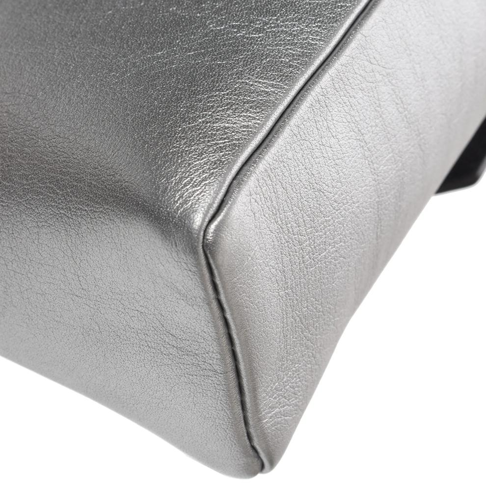 Pre-Owned Louis Vuitton Love Note Metallic Shoulder Bag – Image 7 of 7