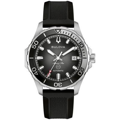 Gent's Marine Star Watch With a Black Rubber Strap