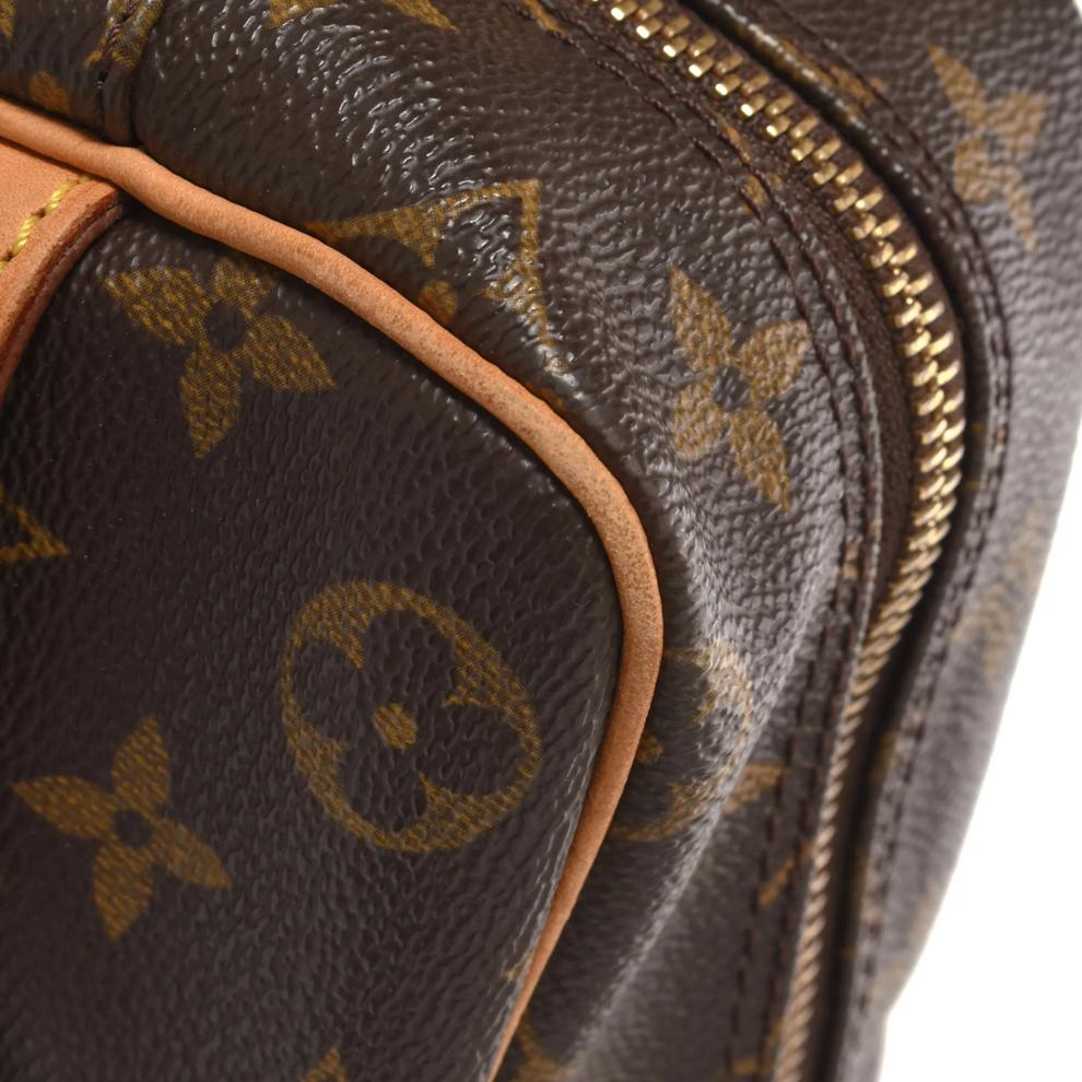 Pre-Owned Louis Vuitton Trocadero 30 Crossbody – Image 5 of 9