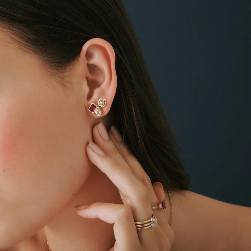 Diamond Flower Stud Earrings in 14K Yellow Gold &#40;1/10 ct. tw.&#41; – Image 2 of 3