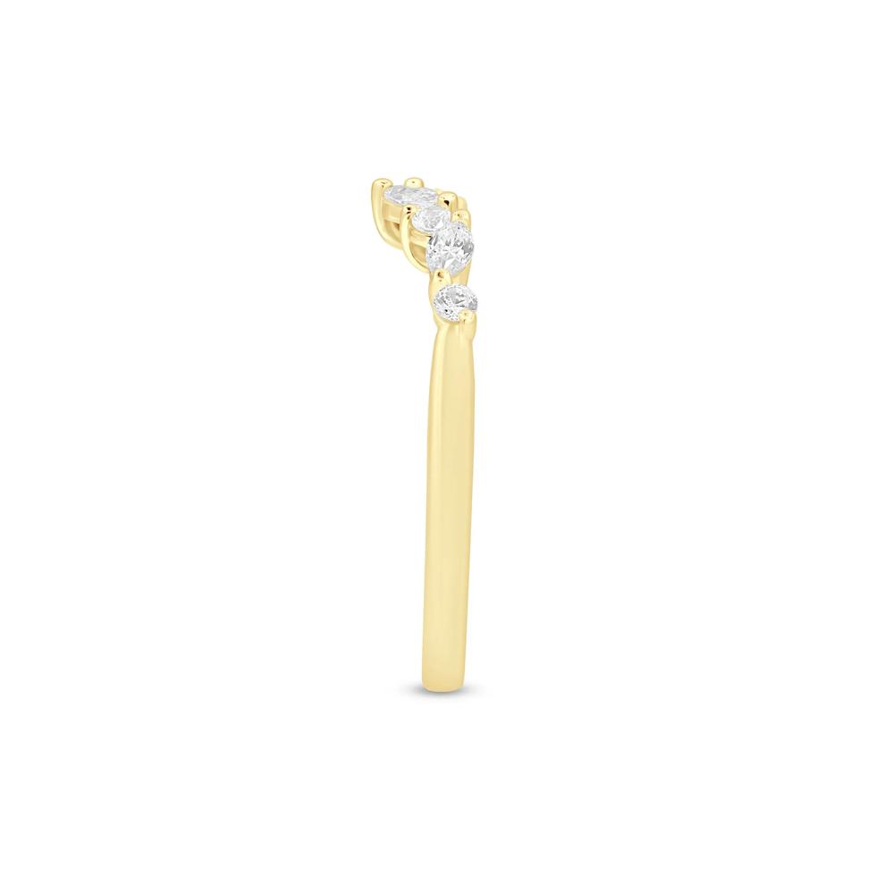 Diamond Chevron Band in 14K Yellow Gold (1/3 ct. tw.) – Image 3 of 3