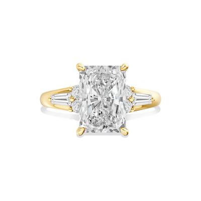 London Lab Grown Diamond Radiant Center Engagement Ring in 14K Yellow Gold (3 1/2 ct. tw.)
