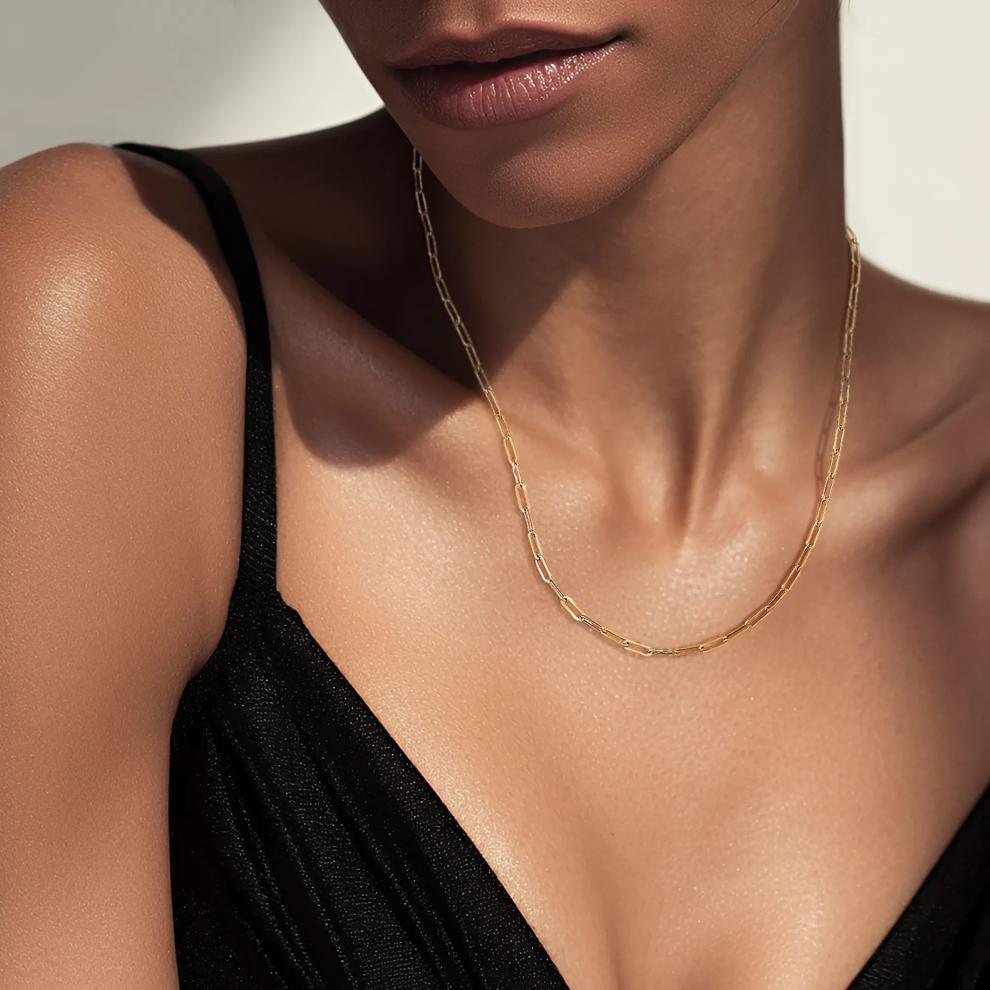 Paperclip Chain Necklace in 14K Yellow Gold, 3.15mm, 18" – Image 5 of 5