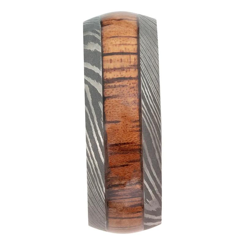 Men&rsquo;s Wood Inlay Wedding Band in Damascus Steel – Image 3 of 4