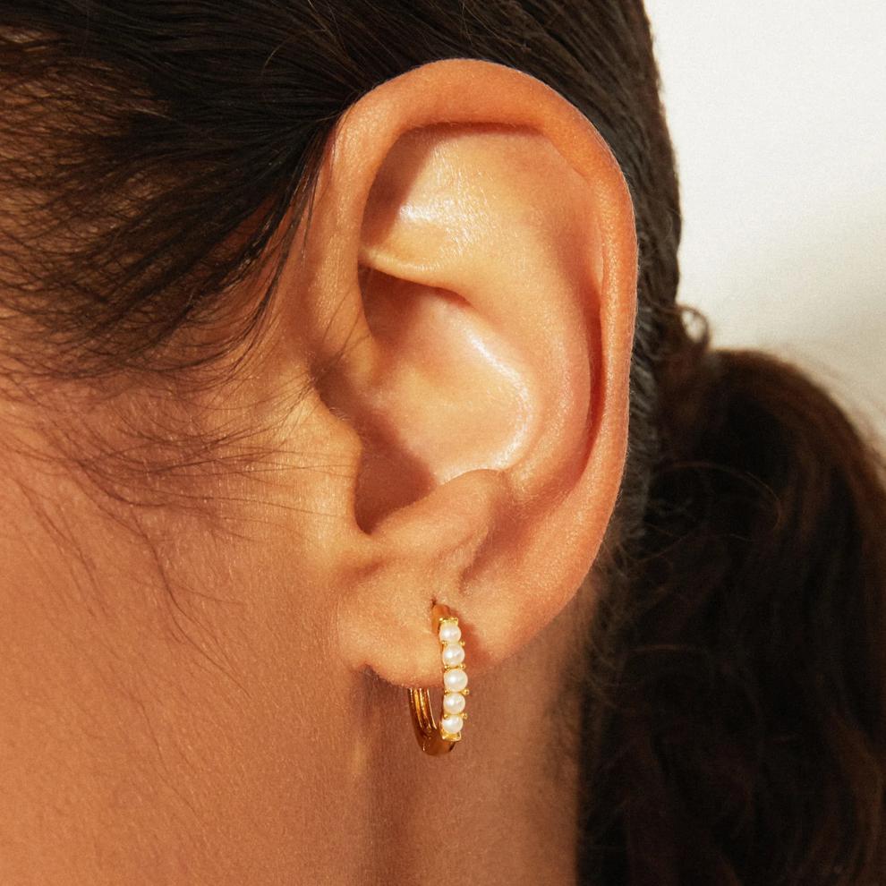 Freshwater Pearl Huggie Hoops in Vermeil, 2MM – Image 2 of 7