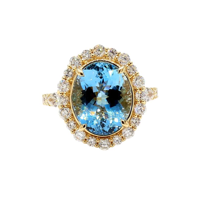 Oval-Shaped Aquamarine and Diamond Halo Ring in 18K Yellow Gold &#40;1 ct. tw.&#41; – Image 1 of 3